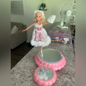 Dream Skater Ice Skating Fashion Doll with White and Pink Outfit